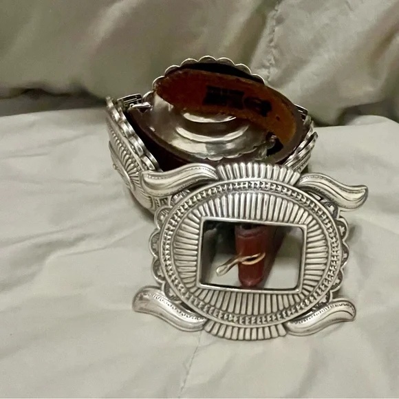 Justin Silver and Brown Concho‎ Belt, cowgirl boho vintage like new - Picture 5 of 8
